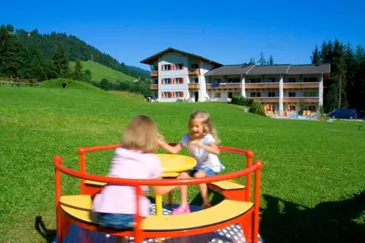 Kinder, die in der Unterkunft Appartmentanlage Isegrim übernachten