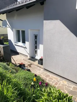Ein Garten an der Unterkunft Apartment Sara
