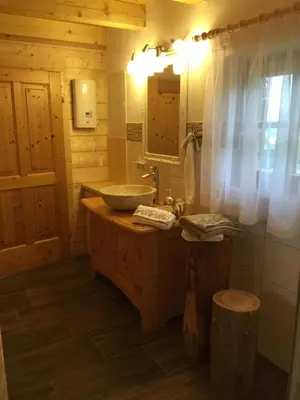 Ein Badezimmer in der Unterkunft Jagdhütte