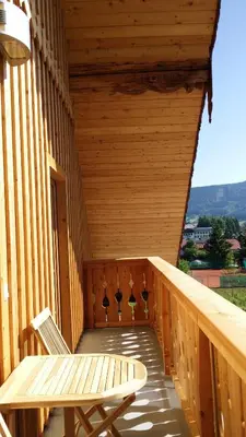 Ein allgemeiner Bergblick oder ein Berglick von der Ferienwohnung aus