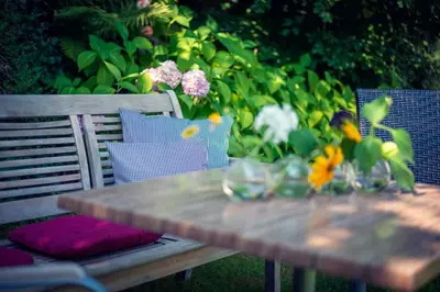 Ein Garten an der Unterkunft ride & relax Aparthotel Schwarz