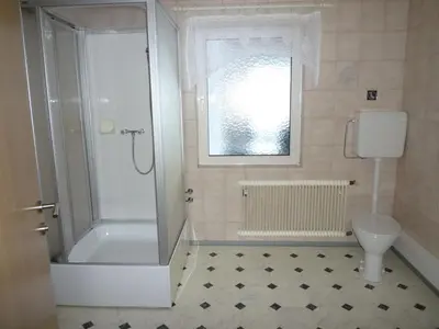 Ein Badezimmer in der Unterkunft Haus Straubinger-Tiefenbacher