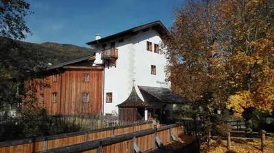 Ein allgemeiner Bergblick oder ein Berglick von der Ferienwohnung aus