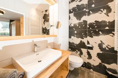 Ein Badezimmer in der Unterkunft APART Forellenhof
