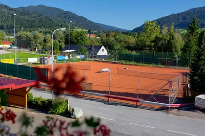 Tennis und/oder Squash in der Unterkunft Leitner Gästehaus oder in der Nähe
