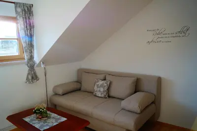 Ein Sitzbereich in der Unterkunft Haus Pürcher