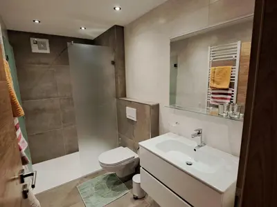 Ein Badezimmer in der Unterkunft Apartment Fichte by Interhome