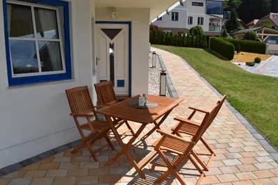 Das Gebäude in dem sich die Ferienwohnung befindet