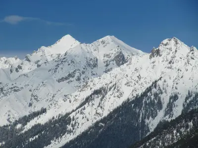 Ein allgemeiner Bergblick oder ein Berglick von der Ferienwohnung aus