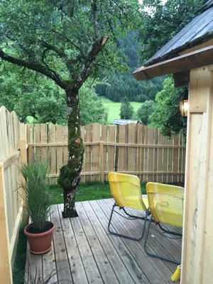 Ein Garten an der Unterkunft Bauernhof König