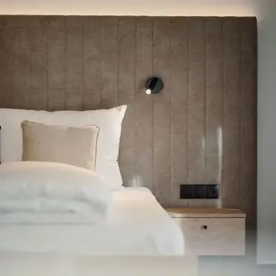 Hotel loj - our kind of place