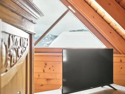 TV/Unterhaltungsangebot in der Unterkunft Alpenglück Chalet Schladming - Dachstein by AA Holiday Homes