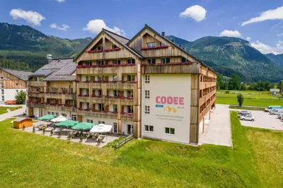 Ein allgemeiner Bergblick oder ein Berglick von des Hotels aus