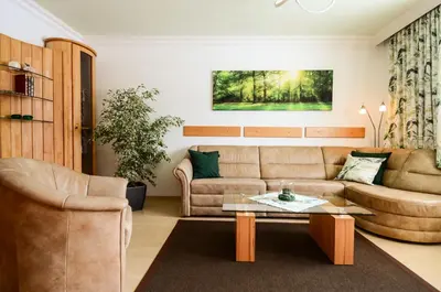 Ein Sitzbereich in der Unterkunft Appartements Kristall