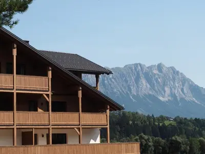 Ein allgemeiner Bergblick oder ein Berglick von des Hotels aus