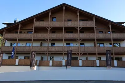 Das Gebäude in dem sich das Hotel befindet