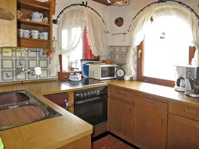 Küche/Küchenzeile in der Unterkunft Holiday Home Walcher by Interhome