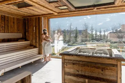 Ein allgemeiner Bergblick oder ein Berglick von des Hotels aus