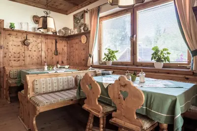 Ein Sitzbereich in der Unterkunft schaus Lüftenegger - Apart-Zirbenpension