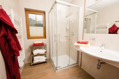 Ein Badezimmer in der Unterkunft Felsners Hotel & Restaurant