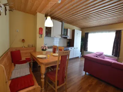 Ein Sitzbereich in der Unterkunft Apartment in St Michael near Ski Slopes