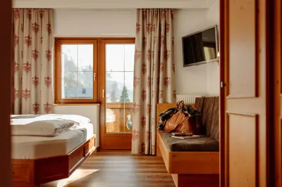 Ein Bett oder Betten in einem Zimmer der Unterkunft Hotel Lerch