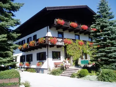 Ein Garten an der Unterkunft Rupertihof