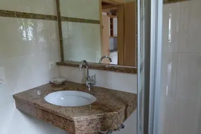 Ein Badezimmer in der Unterkunft Haus Hönegger