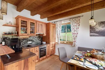 Küche/Küchenzeile in der Unterkunft Lehenriedl Chalet