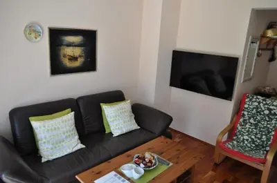 Ein Sitzbereich in der Unterkunft Ferienwohnung am Traunsee