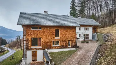 Das Gebäude in dem sich die Ferienwohnung befindet