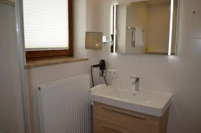 Ein Badezimmer in der Unterkunft Gasthof Alte Tanne