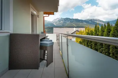 Ein allgemeiner Bergblick oder ein Berglick von der Ferienwohnung aus