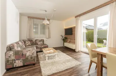 Ein Sitzbereich in der Unterkunft Appartmenthaus Martina by Schladming-Appartements