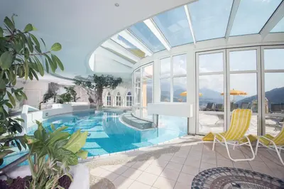 Der Swimmingpool an oder in der Nähe von Hotel Schütterhof