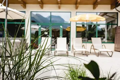 Ein Patio oder anderer Außenbereich in der Unterkunft Hotel Post Abtenau