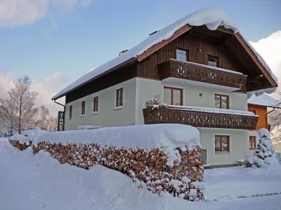Haus Seehof im Winter
