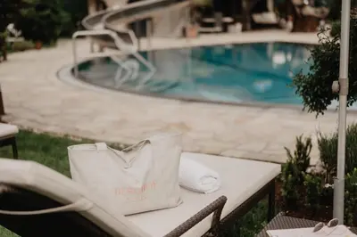 Der Swimmingpool an oder in der Nähe von Hotel Berghof - St Johann in Salzburg