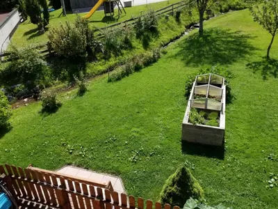 Ein Garten an der Unterkunft Haus Hubertusheim
