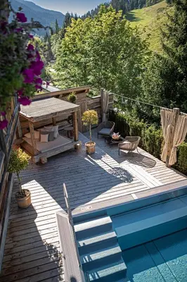 Ein allgemeiner Bergblick oder ein Berglick von des Chalets aus