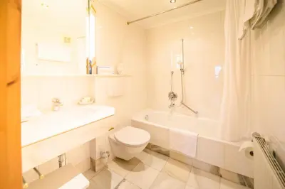 Ein Badezimmer in der Unterkunft Haus Barbarahof
