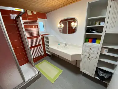 Ein Badezimmer in der Unterkunft Ferienhaus Holiday