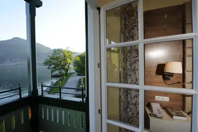 Ein allgemeiner Bergblick oder ein Berglick von des Hotels aus