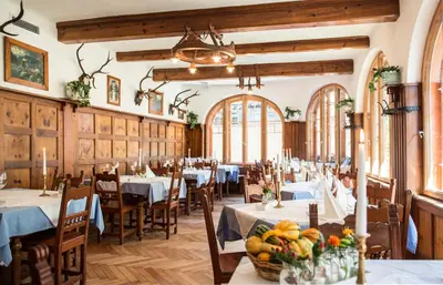 Ein Restaurant oder anderes Speiselokal in der Unterkunft Seewirt Zauner - contactless check in