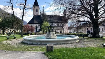 Ein Garten an der Unterkunft FeWo-Gmunden - Traunsee Apartment 60 m2