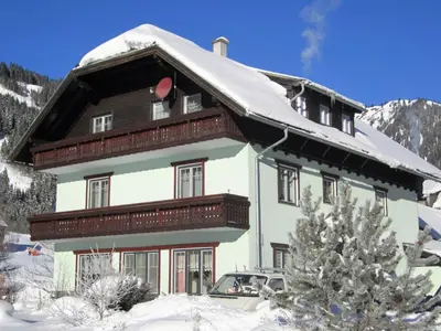 Apartment Almsommer by Interhome im Winter