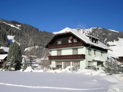 Studio Dirndl und Bua by Interhome im Winter