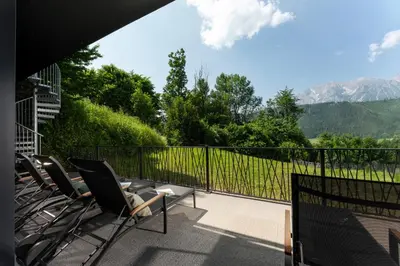 Ein allgemeiner Bergblick oder ein Berglick von des Hotels aus
