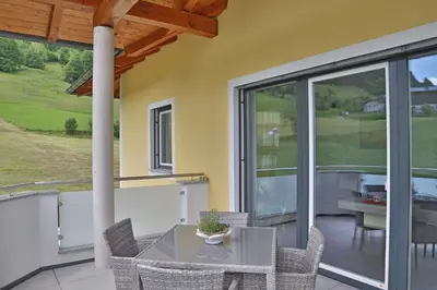 Ein Sitzbereich in der Unterkunft Appartement Grießenkareck