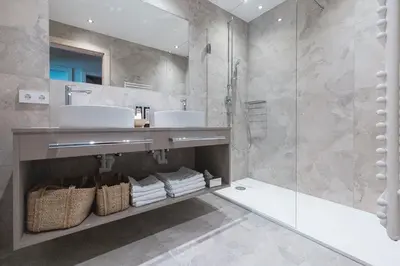 Ein Badezimmer in der Unterkunft Apparthotel Sankt Georg